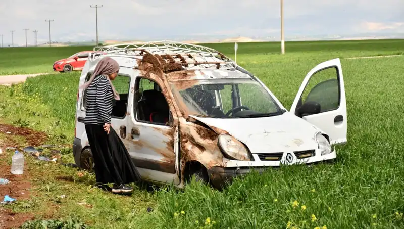 İki Otomobil Çarpıştı: 6 Çocuk ve 10 Yaralı Var