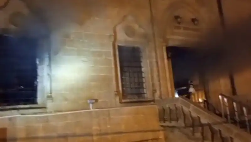 Mardin’deki Tarihi Cami Yangını: Yangının Sebepleri ve Sonrası
