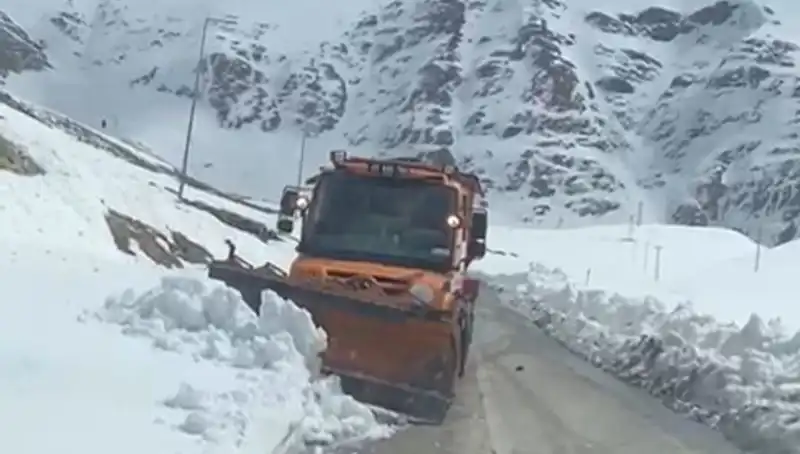 Kar Engeline Rağmen Yeniden Hayat Buldu: Beş Ay Sonra Kapılar Açıldı