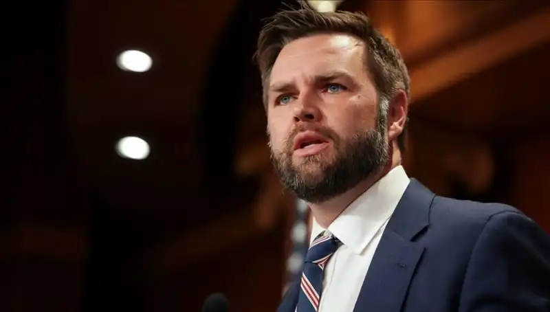 JD Vance Kimdir? Zelenski ile Konuşması Neden Gündem Oldu?