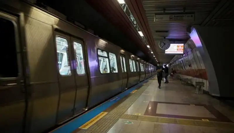 İstanbul'da Taksim ve Şişhane Metro İstasyonları Açıldı: Şehirde Büyük Değişim