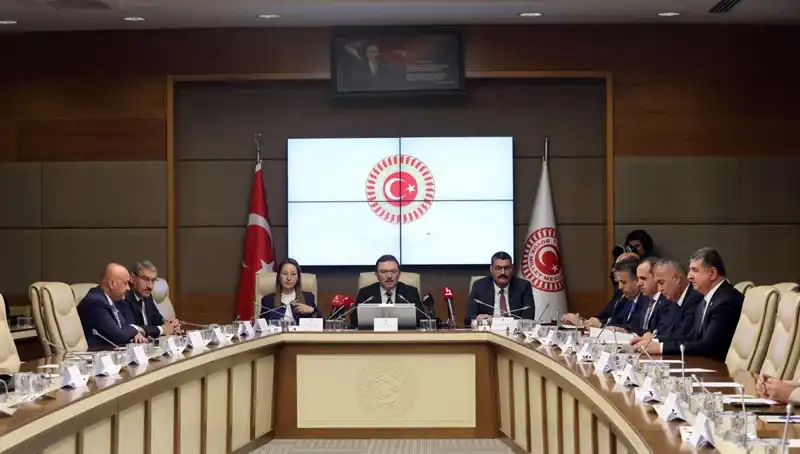 Meclis, Kartalkaya Yangın Faciasını Araştırıyor: Vali 'Üzülme, Ağlama' Dedi!