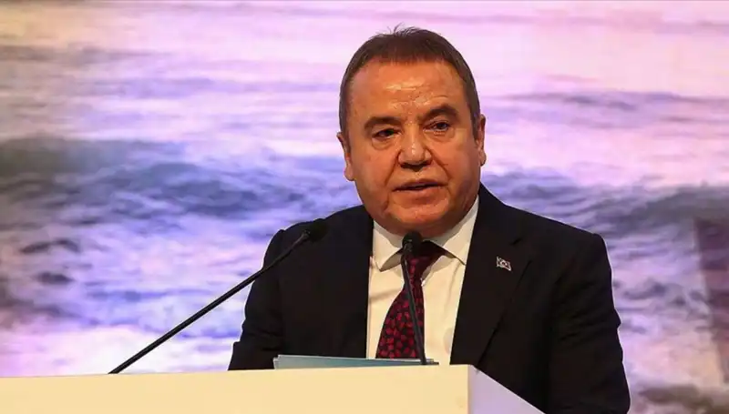 Muhittin Böcek'in Tutukluluğuna Yapılan İtiraz Reddedildi: Ankara'dan Şok Gelişme